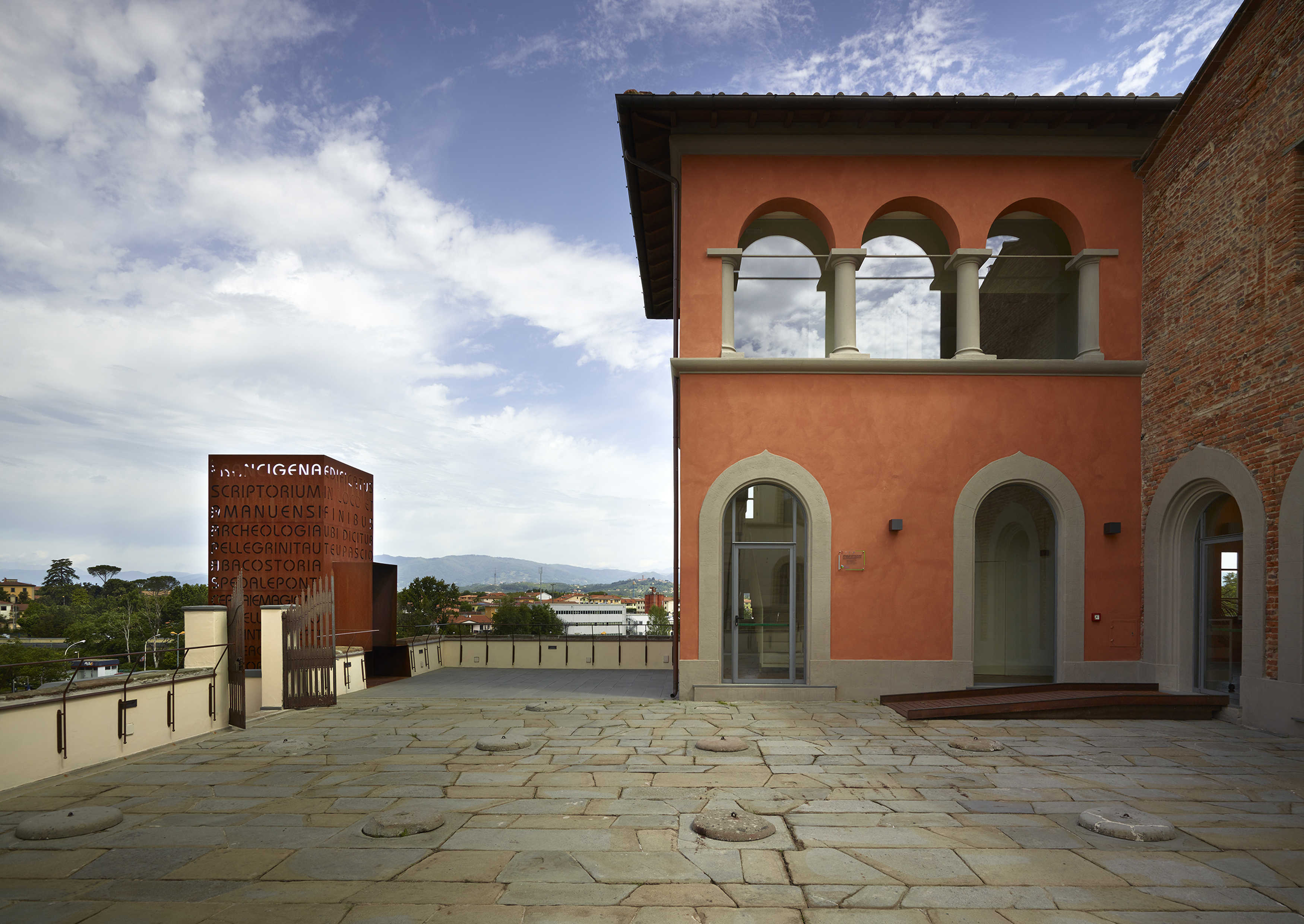 Biblioteca Comunale “Aldo Carrara”