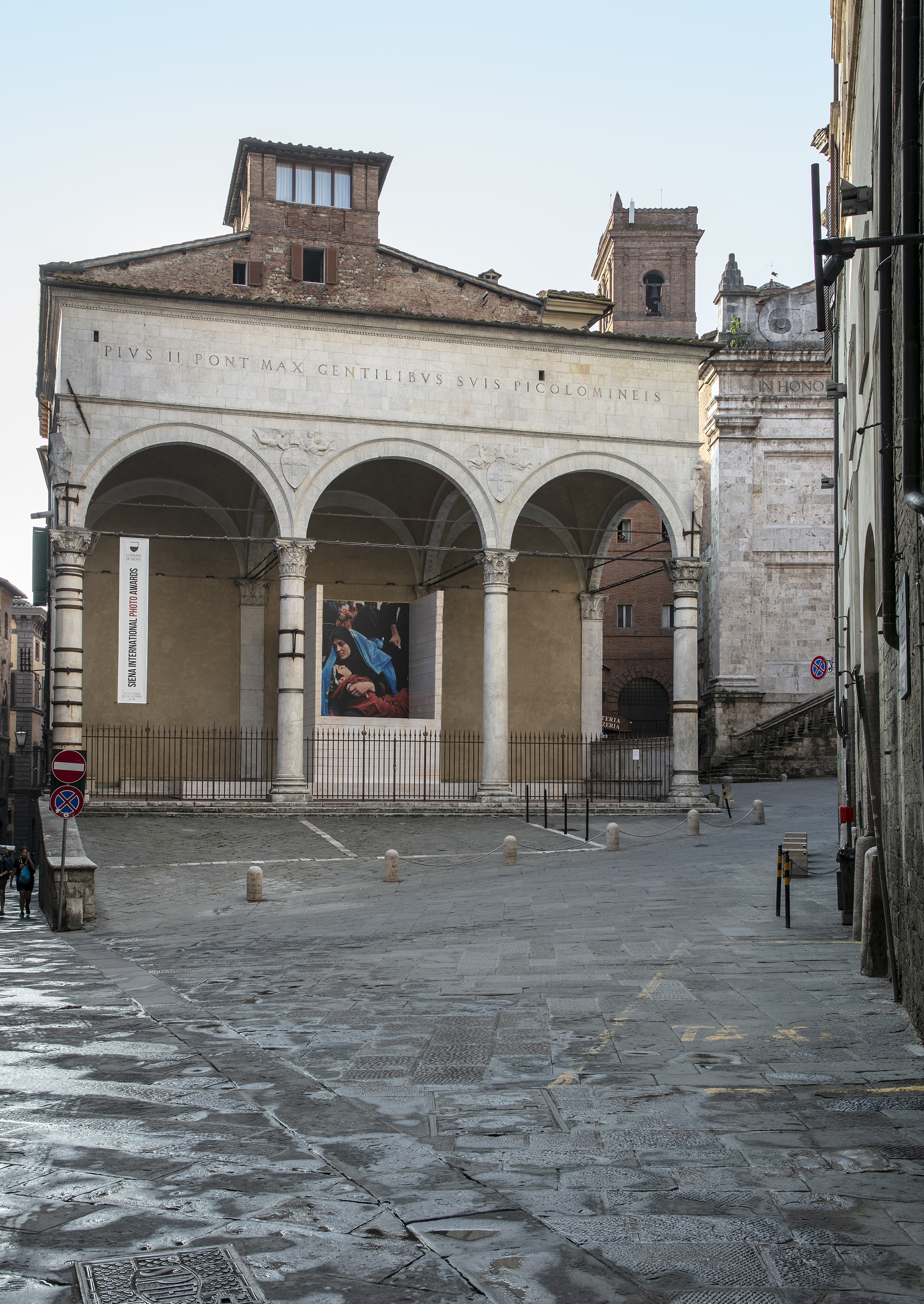 Sotto le “Logge del Papa”