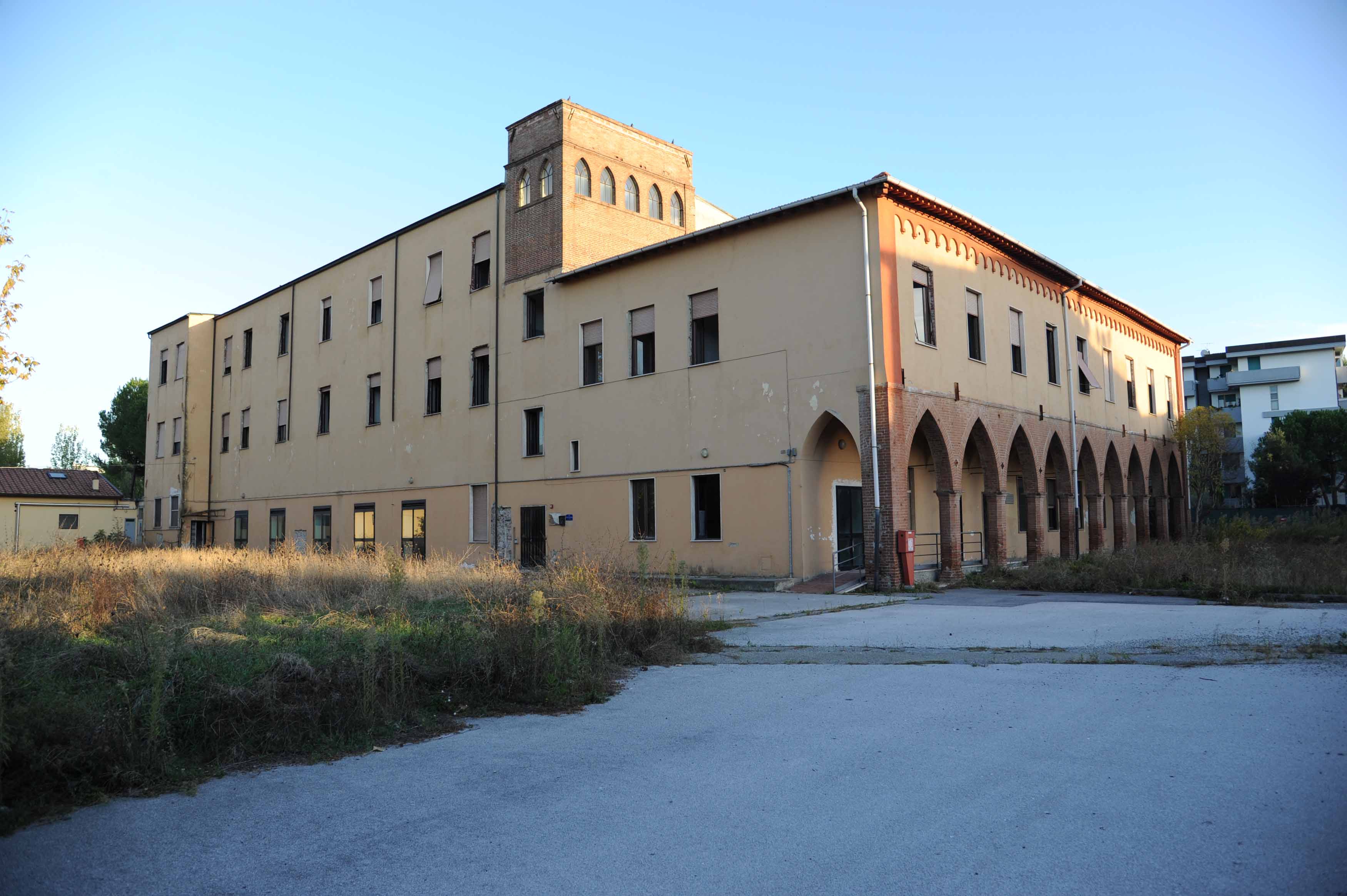 Complesso e parco urbano “Frati Bigi”