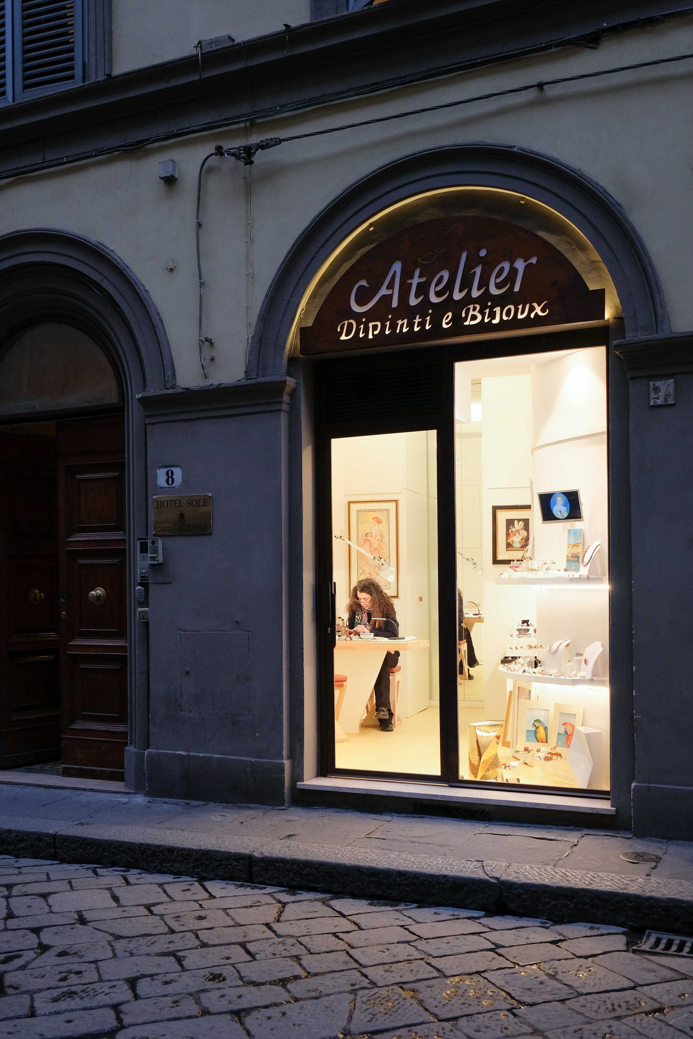 Atelier Dipinti e Bijoux