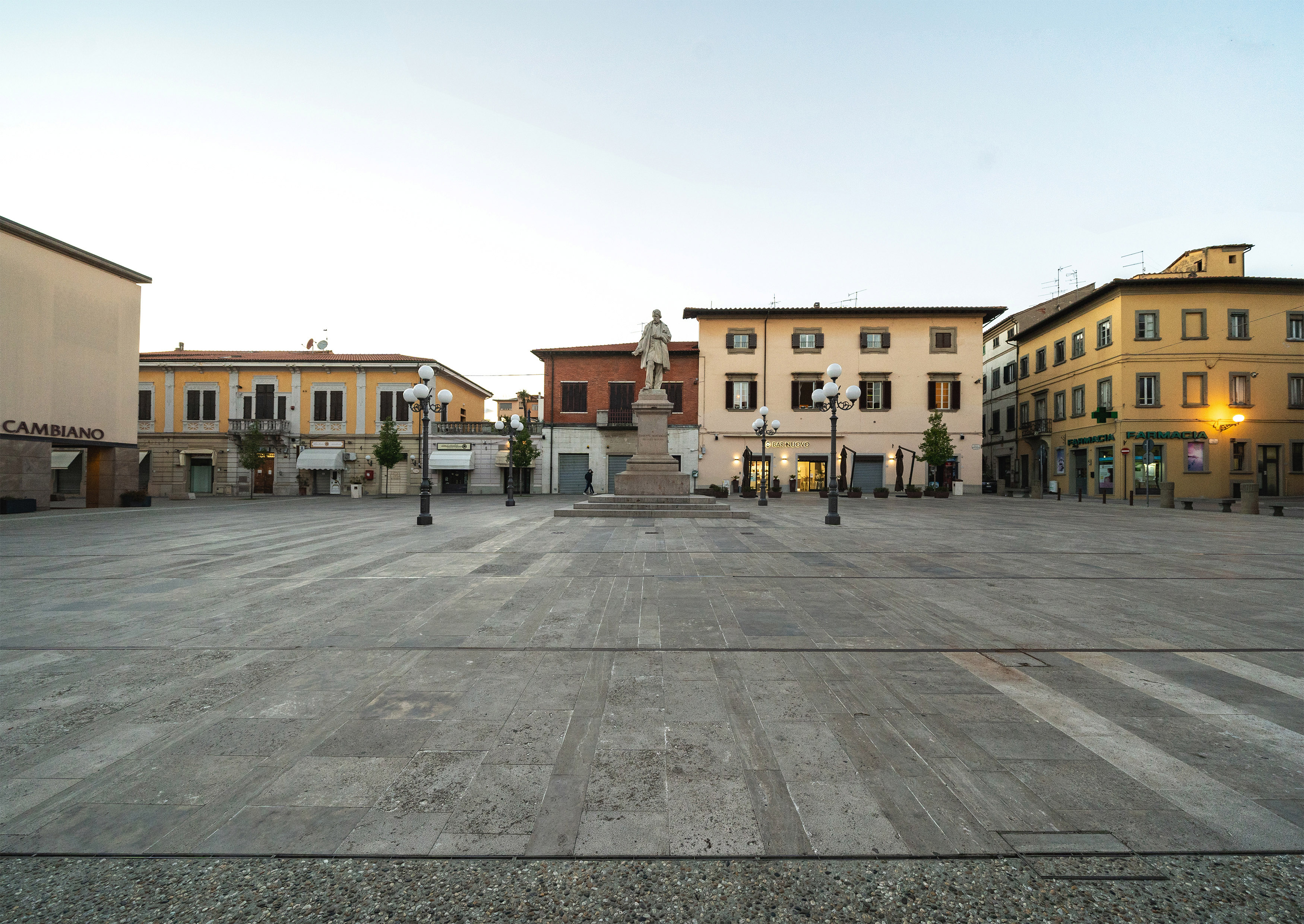 Piazza Montanelli