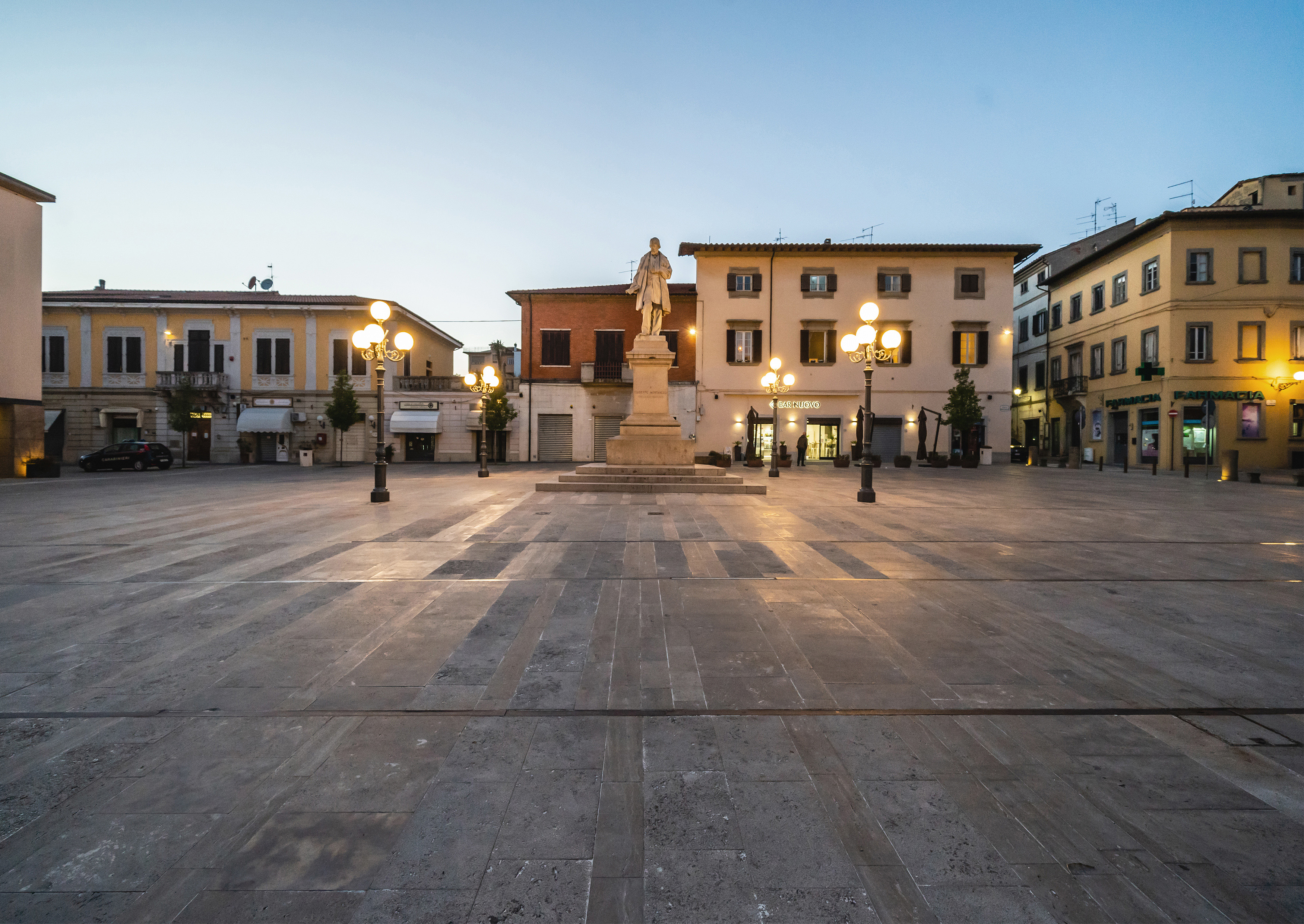 Piazza Montanelli