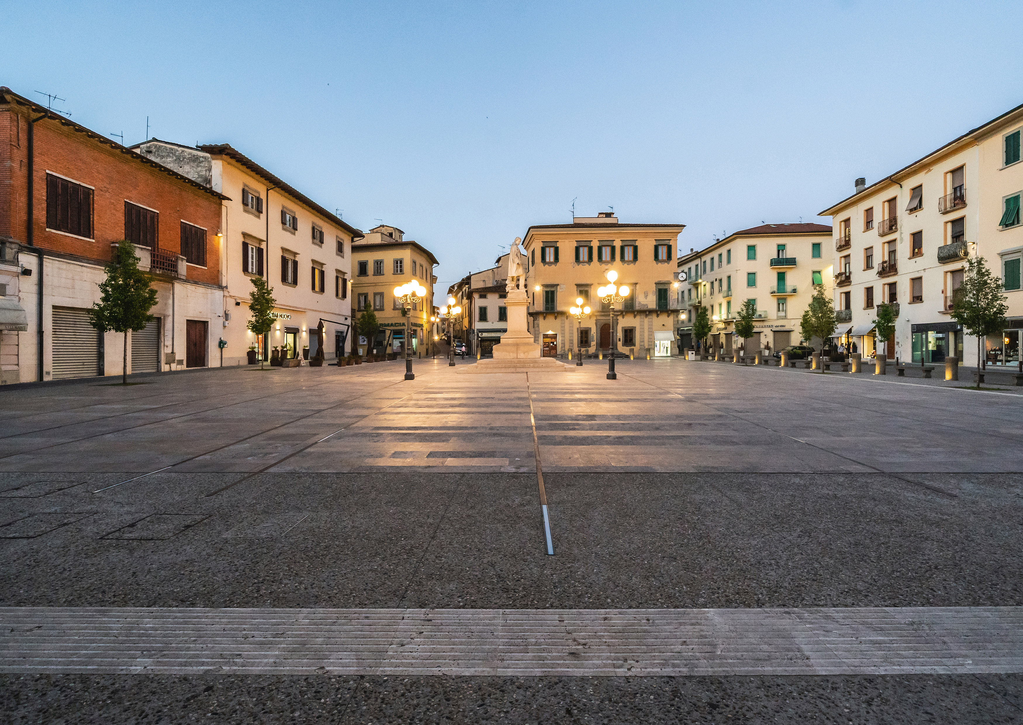 Piazza Montanelli