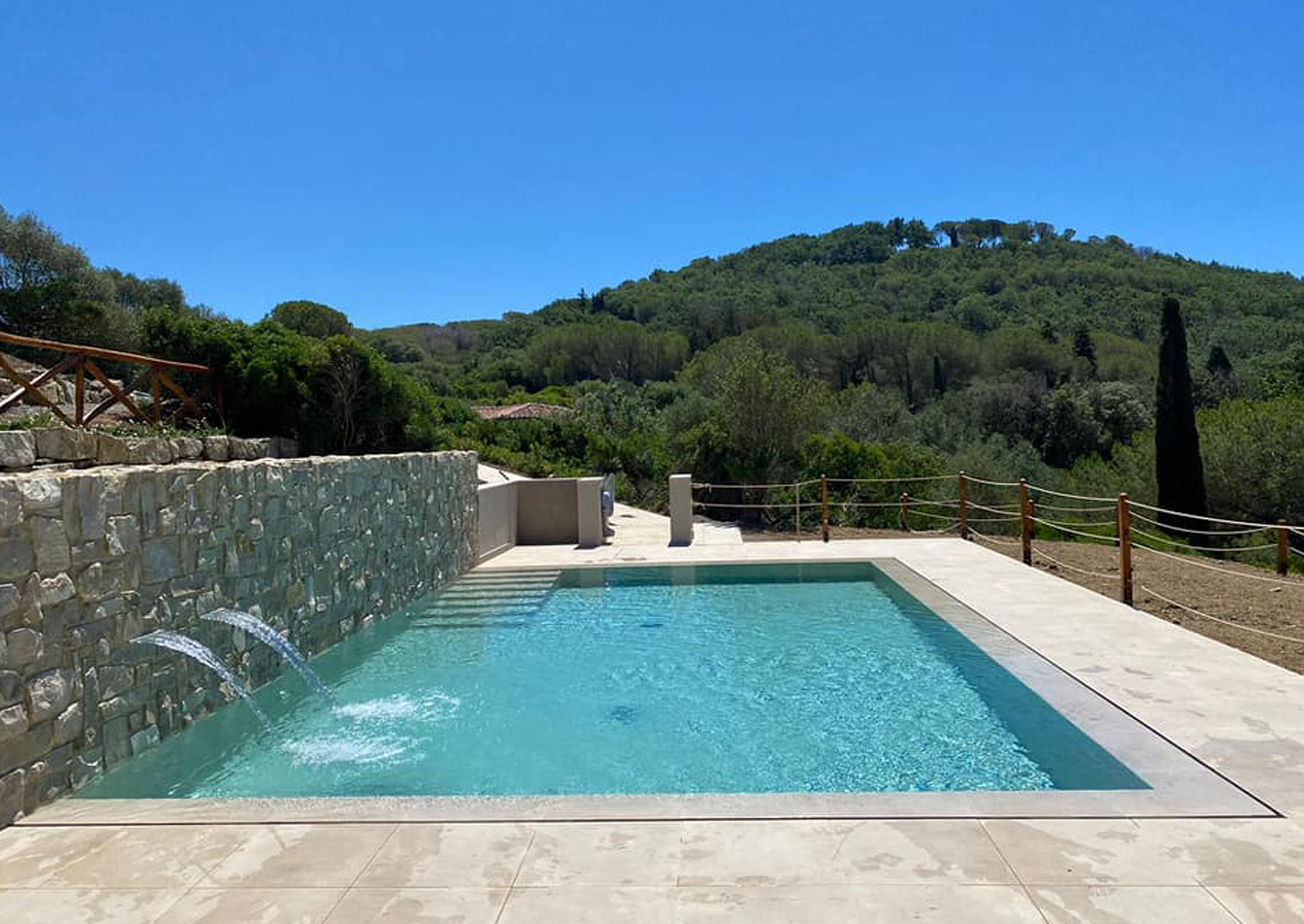 Piscina in agriturismo