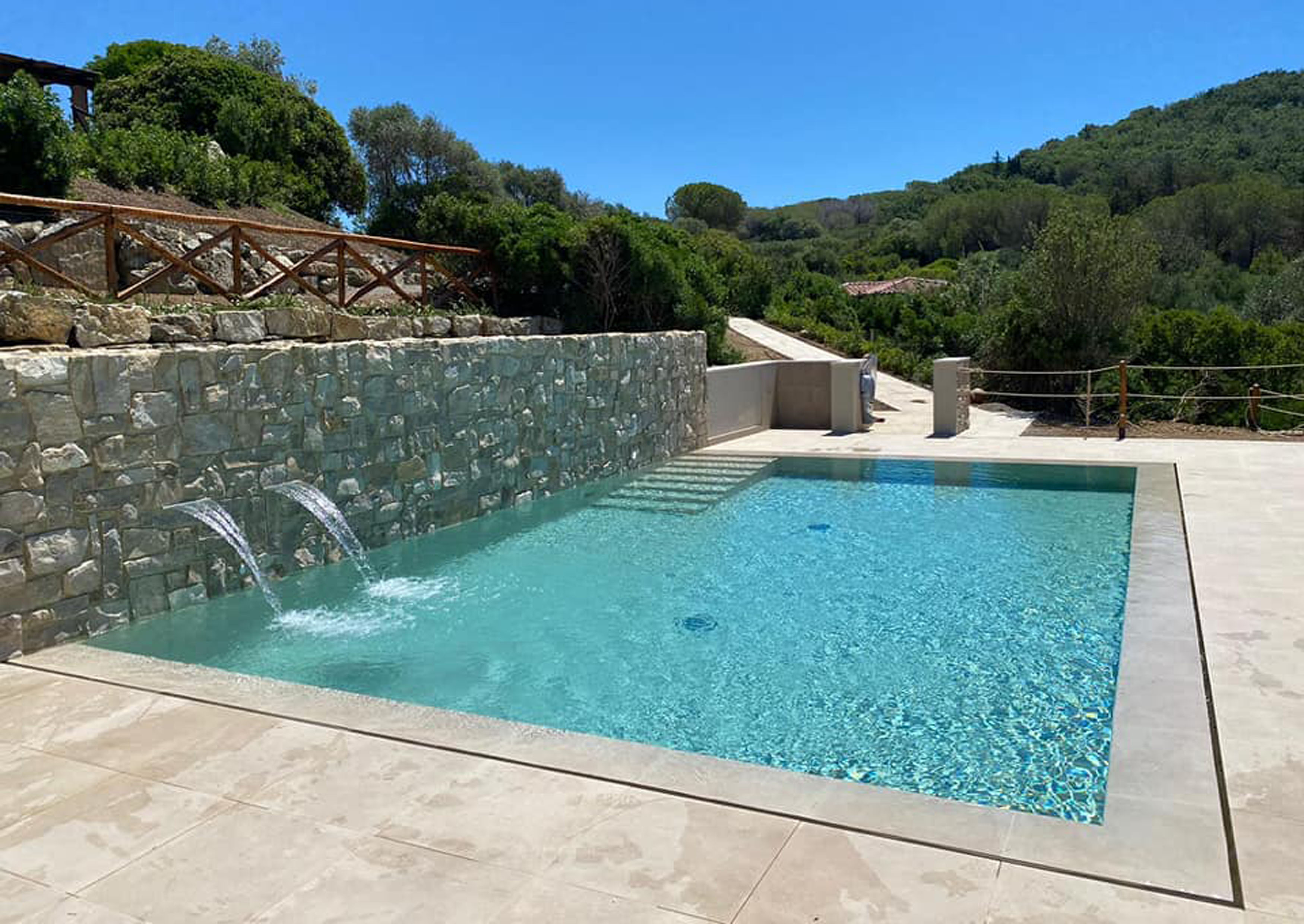 Piscina in agriturismo