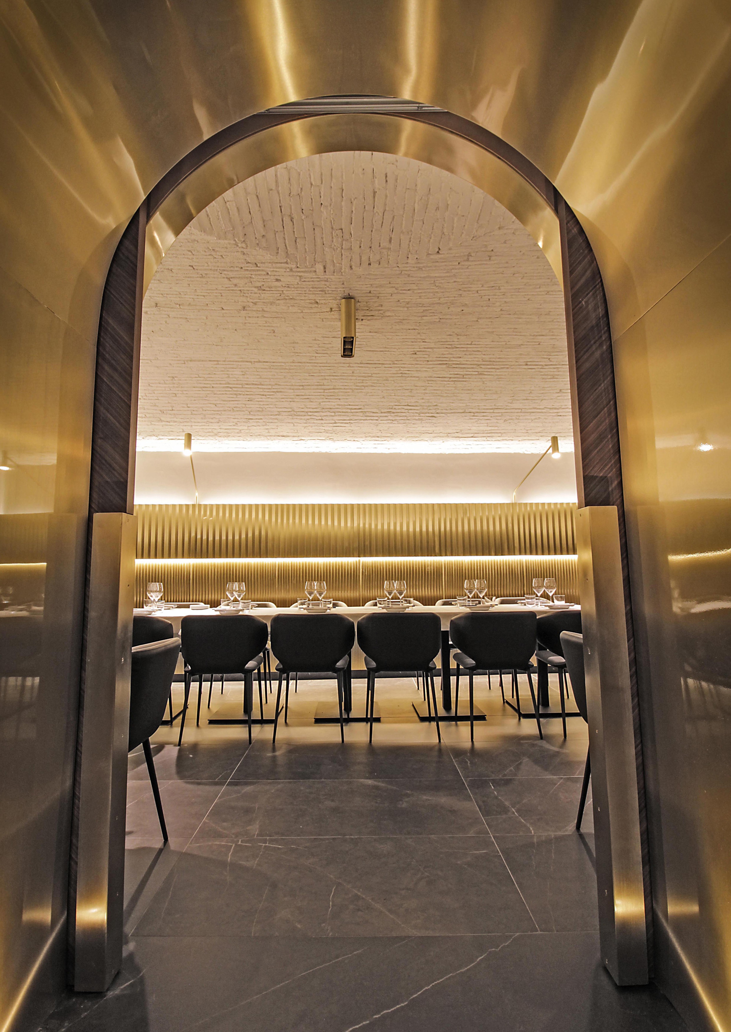 Bund restaurant