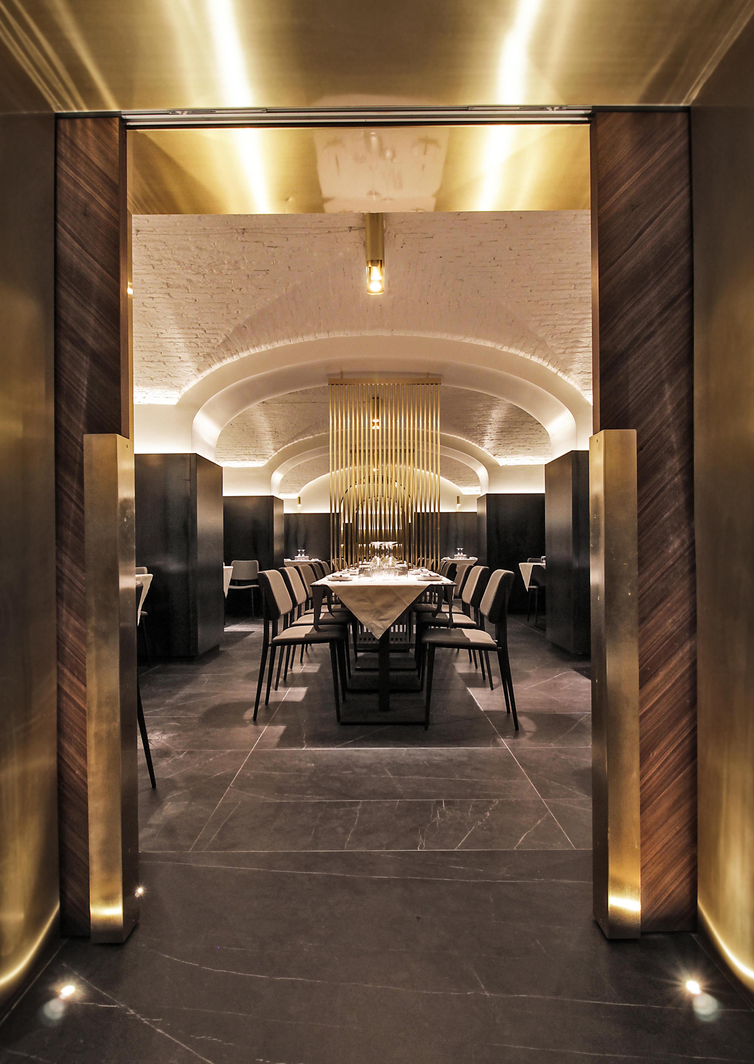 Bund restaurant