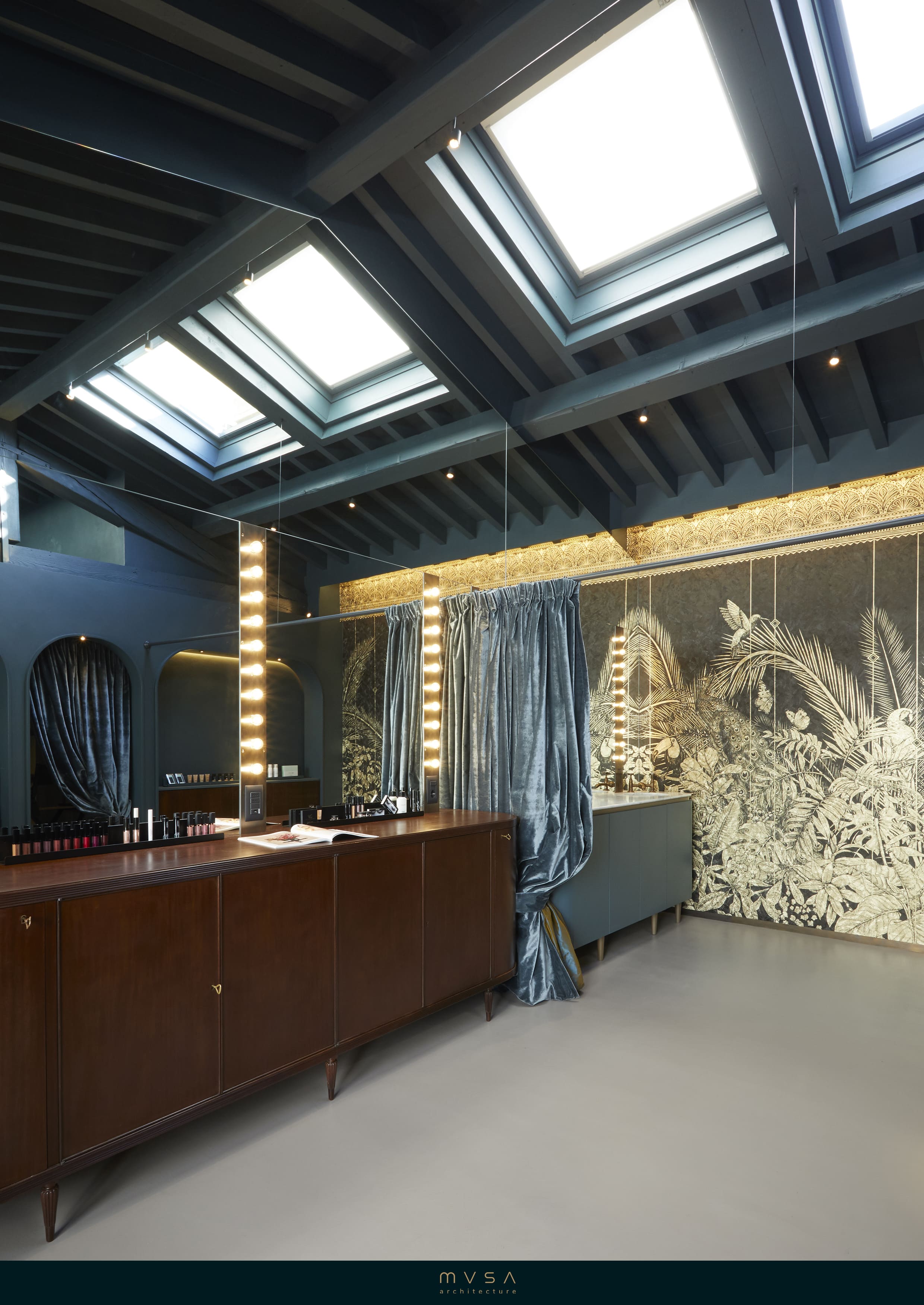 Beauty Salon VG