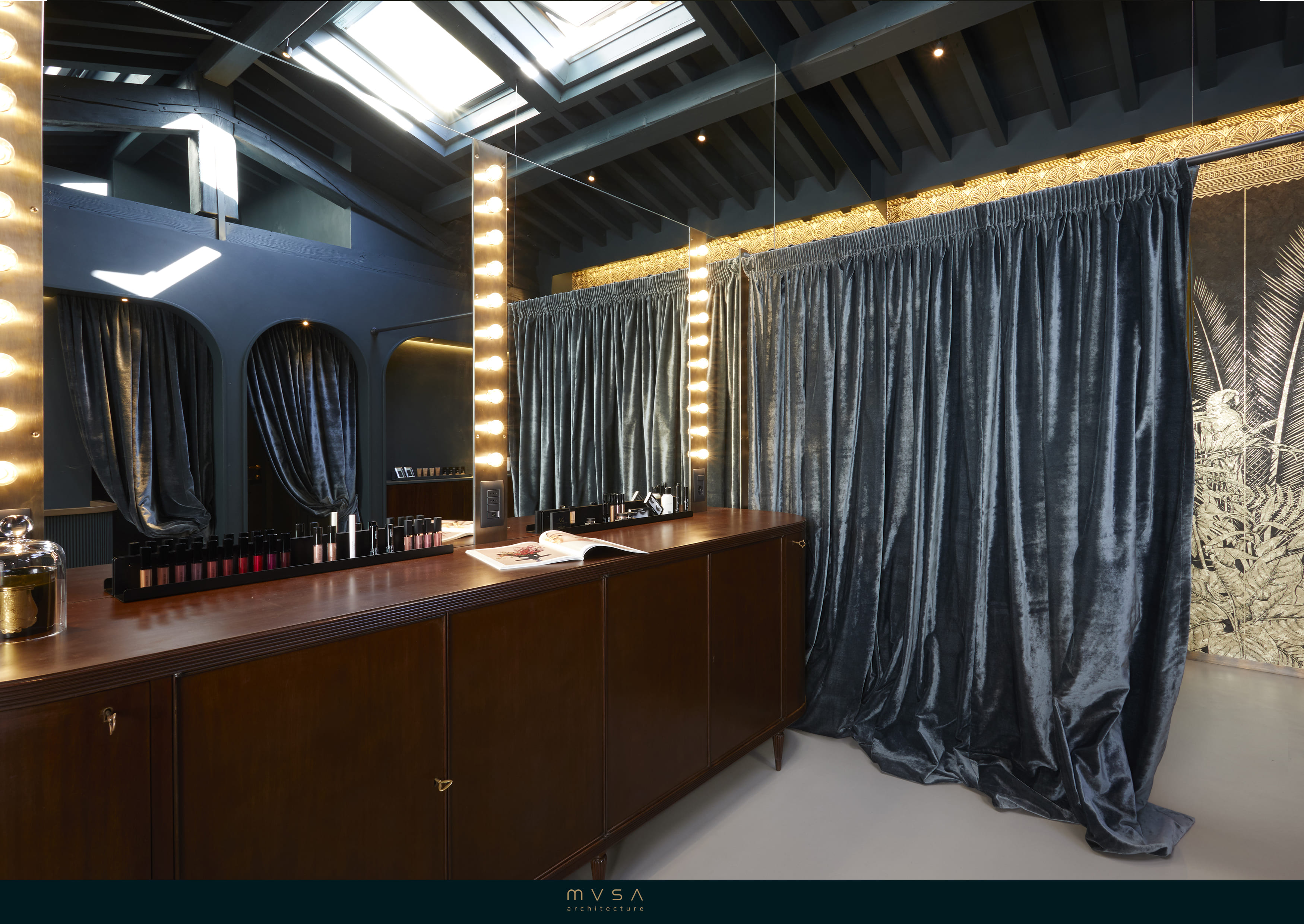 Beauty Salon VG